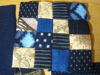 古布のテーブルセンターの途中 ２ やすらぎの庭の日記