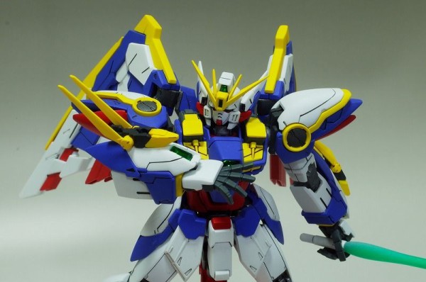完成品レビュー】1/100 MG ウイングガンダム【塗装】【グラデーション