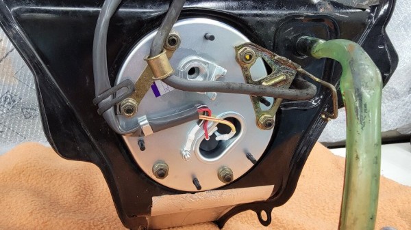 CBR1000RR SC57 後期 燃料タンクと燃料ポンプ