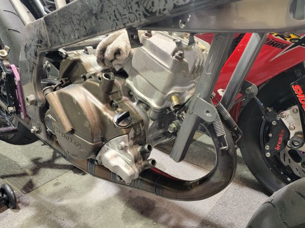 バラバラでやってくるNSR50 レストア? 組立 完成 : 磯子岸壁夜遊び バラバラでやってくるNSR50 レストア? 組立 完成 : 磯子岸壁夜遊び