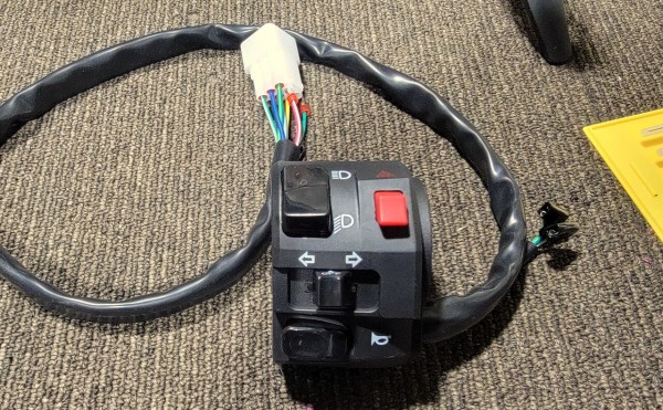 04' CBR1000RR SC57 EU車 ハザード追加 中華ハンドルスイッチ : 磯子