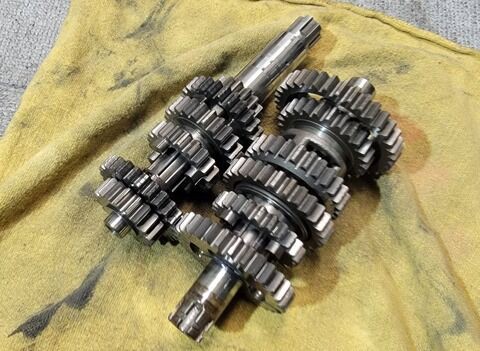 寄せ集めパーツで NSR80エンジン作成 ① CRM80クランクケース