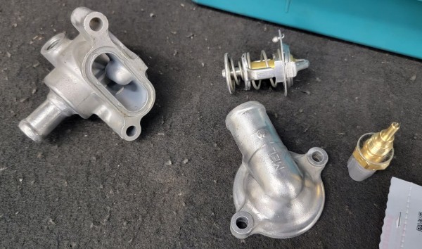 CBR600RR CBR1000RR HRC ローテンプサーモスタット CBR600RR CBR1000RR HRC ローテンプサーモスタット - メルカリ