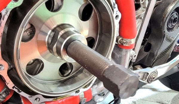 し*ぃ様 CBR1000RR SC57 ジェネレータ、フライホイール し*ぃ様 CBR1000RR SC57 ジェネレータ、フライホイール し*ぃ様