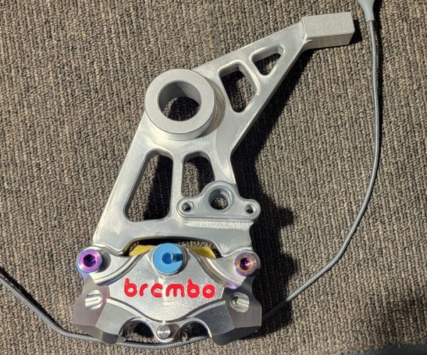 CBR1000RR SC57 リアブレーキ周り一新 : 磯子岸壁夜遊び倶楽部#45