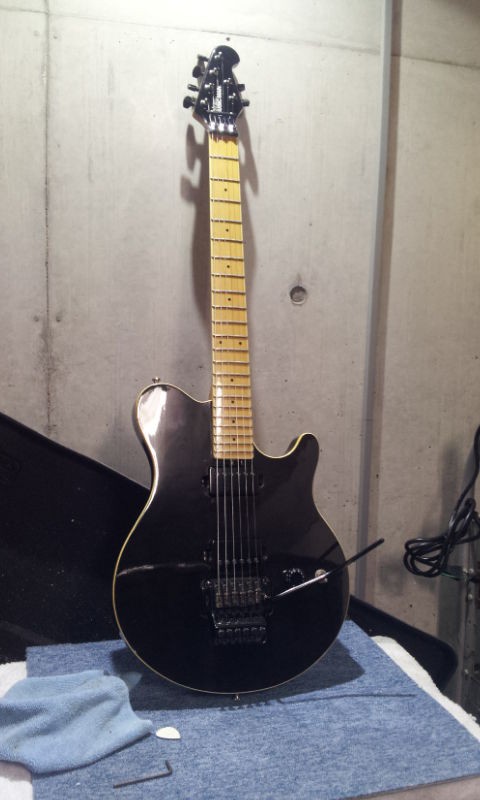 Yahoo!オークション -「musicman axis usa」(本体) (エレキ