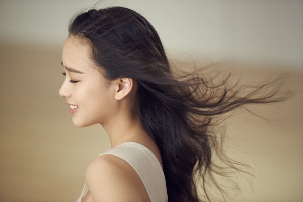 ソンヨンジェ　マンスジ ソン・ヨンジェ ＣＭ撮影で見せた胸のふくらみと無邪気な姿 ...