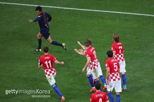 韓国の反応 ネイマールと西村審判 ブラジルを救う 韓国サッカートップニュースへの 反応