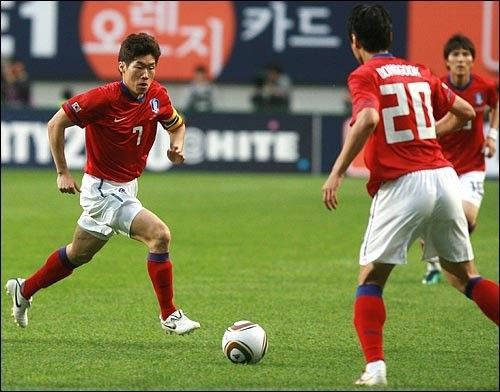 韓国の反応 パク チソンに対する執着 それは 退行 だ 韓国サッカートップニュースへの 反応