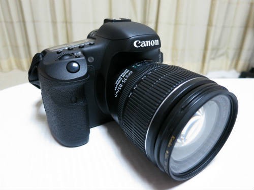 canon カメラレンズ　EF-S キヤノン、LEDライト内蔵マクロレンズ「EF-S35mm F2.8 マクロ IS