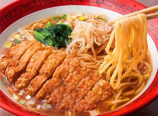 万作そばのルーツは排骨麺 : 彦島太郎の壽印