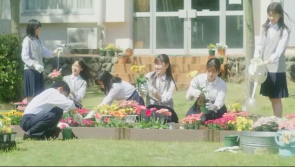 垂水文音 たるみずあやねちゃん 12才 小学6年生 クックルン コムギ Mv 中納良恵さん 待ち空 Feat 折坂悠太 Cm Acジャパン 隣の 委員さん 動画 21年7月 子役タレント応援ブログ