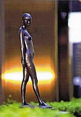 佐藤忠良彫刻撤去、舟越保武彫刻廃棄。 : 高村光太郎連翹忌運営委員会