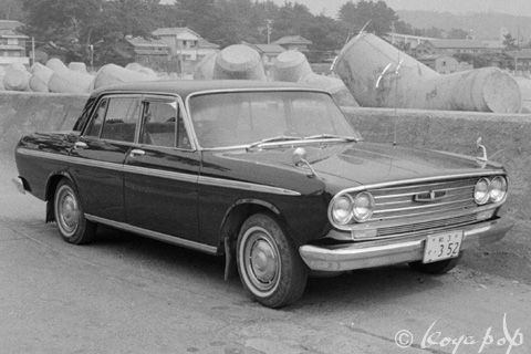 Toyota Crown Eight 1964- 全幅がぐんと拡がったトヨタ クラウン