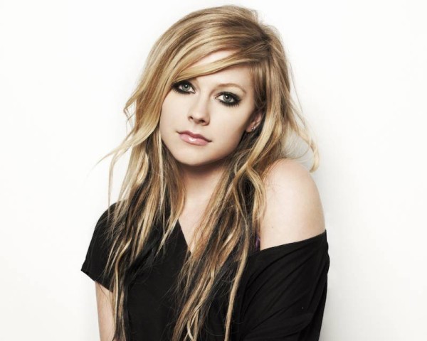 歌詞和訳 Contagious Avril Lavigne コンテイジャス アヴリル ラヴィーン 洋楽翻訳 お味噌味 オリジナル歌詞 和訳の妄想旅行へ