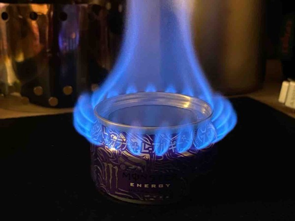 超簡単】モンスターエナジー缶で作るゴトク不要のサイドバーナー式