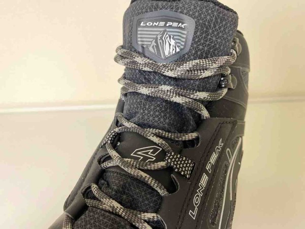レビュー】ALTRA（アルトラ）LONE PEAK 4.0 MID RSM （ローンピーク