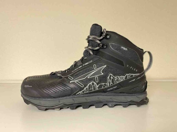 レビュー】ALTRA（アルトラ）LONE PEAK 4.0 MID RSM （ローンピーク