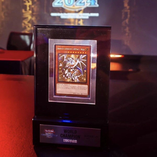 遊戯王 WCS2024賞品カード「Dragon of Illumination