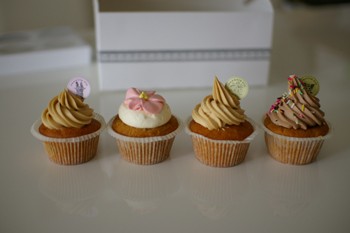 クイーンズ伊勢丹横浜店にある Sweetie Pie By Pariya のおいしいカップケーキ 横浜ブログ