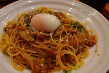 横浜西口のダイヤモンド地下街にあるお手頃価格の和風パスタ専門店 赤とんぼ 横浜ブログ