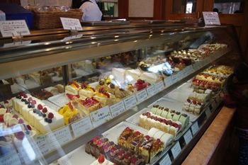 横浜センター南にある種類が豊富なケーキショップ ケーキハウス ノリコ のおいしいケーキ 横浜ブログ
