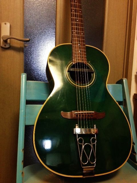 希少! テールピース☆ビンテージ☆オールド☆レア！アコギ ピック