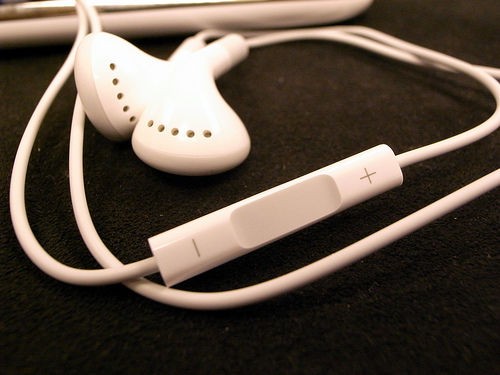 正直iphoneの純正イヤホンって結構音質いいよね 作曲速報