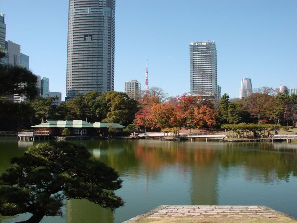 東京都中央区 浜離宮恩賜庭園 潮入の池と二つの鴨場をもつ江戸時代の代表的な大名庭園の美しさ K Unit 情報局