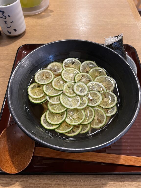 自家製うどんと贅沢おにぎり ふじい＠うどん 大阪 西中島 : くらくらな