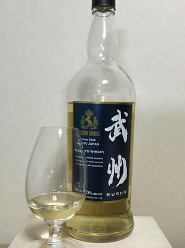 GOLDEN HORSE ブレンデッドウイスキー 720ml 43% GOLDEN HORSE ブレンデッドウイスキー 720ml 43%