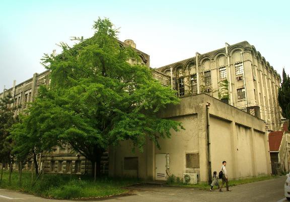 戦前絵葉書【学術の淵叢として西日本に冠たる九州帝国大学】 （福岡市東区箱崎） : カフヱー花園