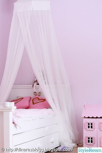 ピンク紫の壁の女の子部屋 可愛い部屋紹介ブログ