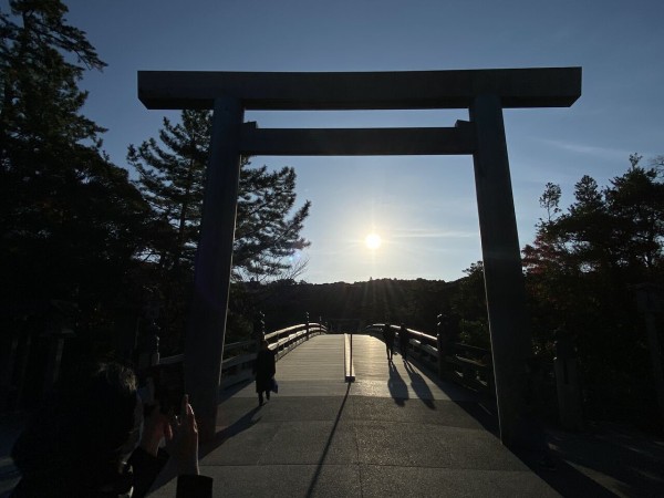 伊勢神宮への旅 朝食 再び伊勢神宮内宮 冬至の日の出 ロップイヤー日記 千葉グルメ編 伊勢神宮への旅 朝食 再び伊勢神宮内宮 冬至の日の出 ロップイヤー日記 千葉グルメ編