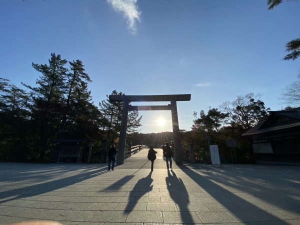 伊勢神宮への旅 朝食 再び伊勢神宮内宮 冬至の日の出 ロップイヤー日記 千葉グルメ編