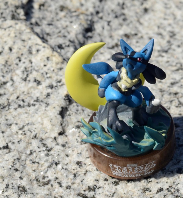 海洋堂 ポケモンフィギュアコレクション ミュウと波導の勇者ルカリオ