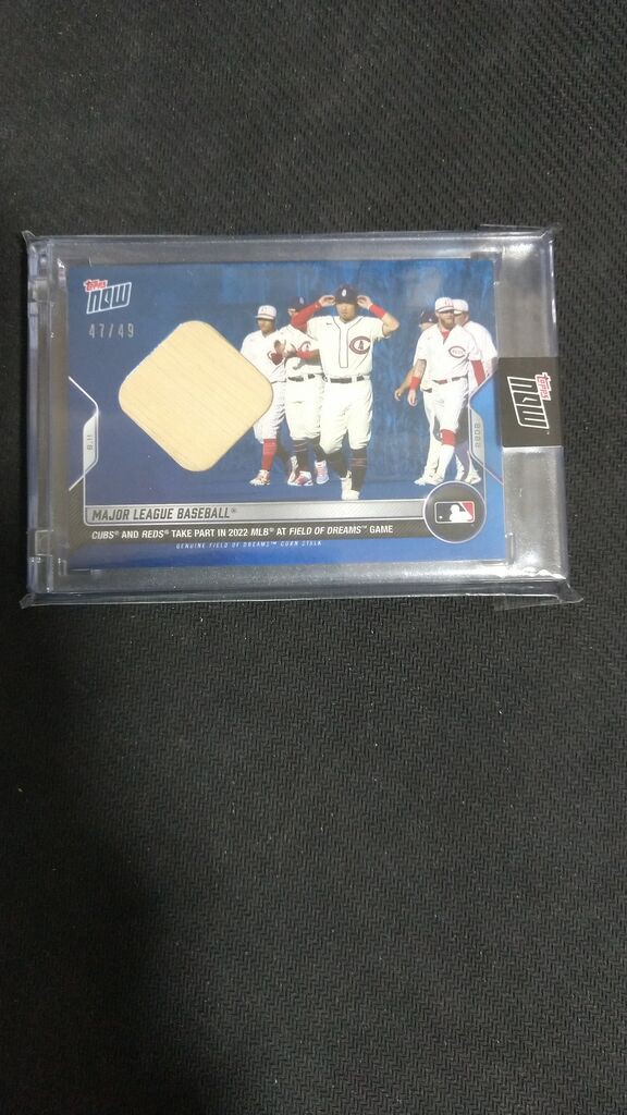 【活躍中！】鈴木誠也 2022 Topps Now 693 ベースレリック 2022 topps 鈴木誠也 RCカード プリントサイン入り - メルカリ