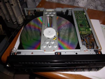 Laser Disc Playerの修理 : 草津の修理工房