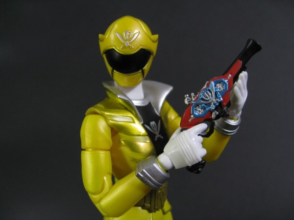 S.H.Figuarts ゴーカイイエロー : Trash Box