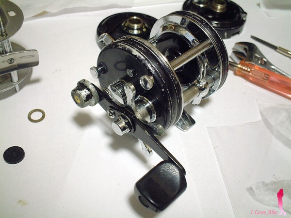 DAIWA ミリオネア3H のギアで オールドABU 5000C ハイスピード化 : ・・・ごみ竿ですが 何か？