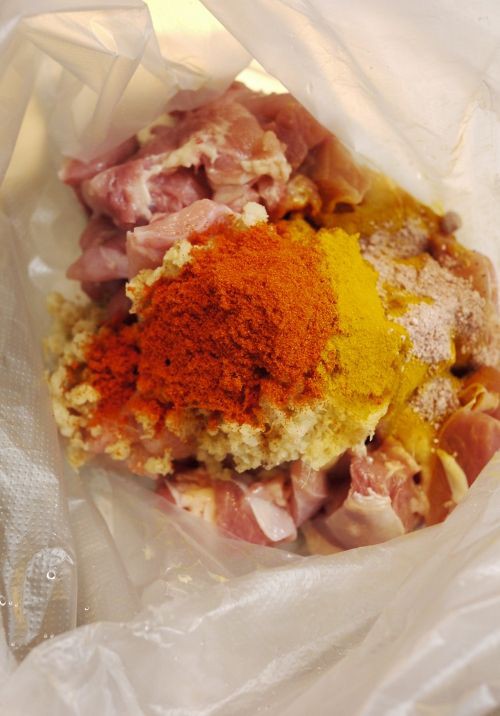 たんどーる のチキンピクルス 大田区の空の下 カレーのにおいは流れる