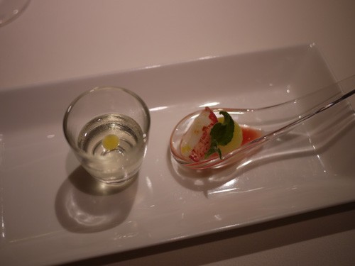 レストランタテルヨシノ芝 の仔鴨のロティ 気仙沼の遊び方