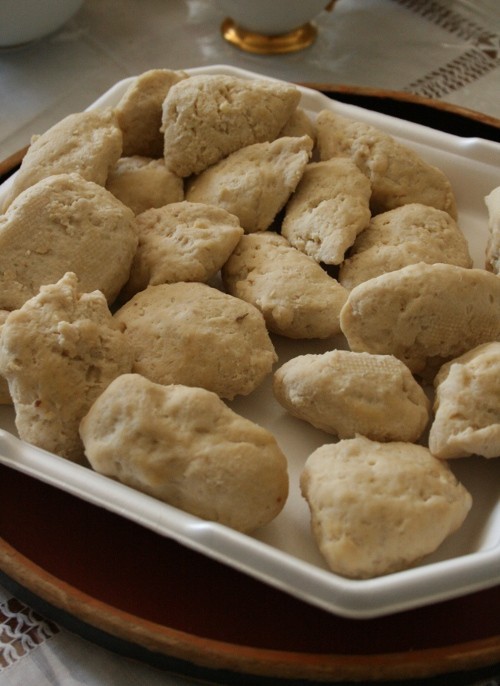 ばあちゃん飯 鮫のすりみ団子 気仙沼の遊び方