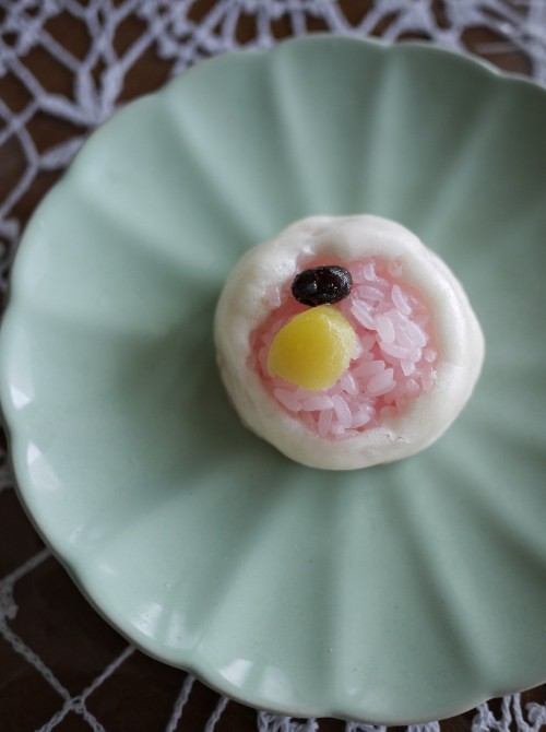 石巻 甘陣本舗 の赤飯まんじゅう 気仙沼の遊び方