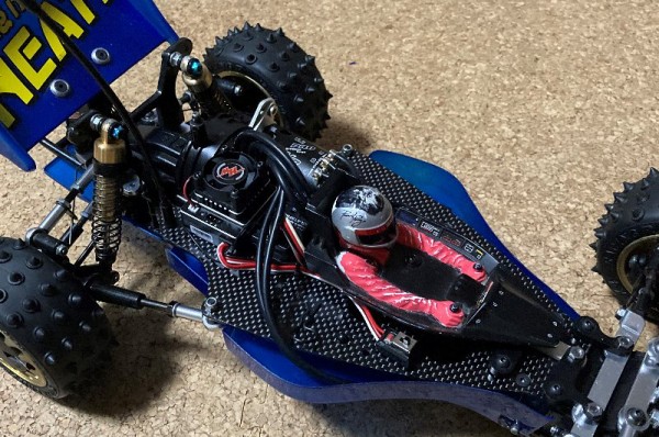 タミヤ　アバンテ(2011) 1/10RC 4WDレーシングバギー アバンテ (2011): RCモデル｜TAMIYA