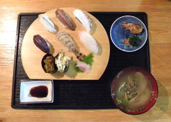 有明海の地魚 ムツゴロウの寿司が食べられる 魚屋食堂 夜明茶屋 九州原風景 美味いもの巡り