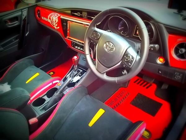 シャア専用車を遊撃せよ みんなでみんなに笑顔を