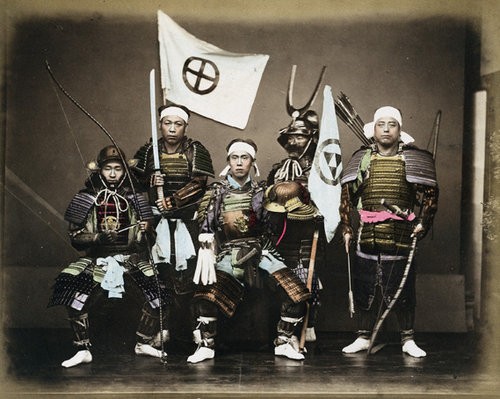 外国人が感激 幕末の日本で撮影された サムライ の写真 1866年 らばq