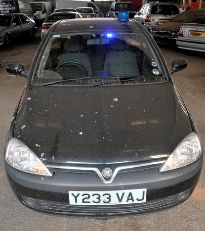 偽パトカーを作って女性ドライバーを叱責していた男 警察にバレて逮捕 らばq