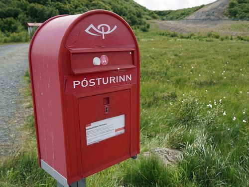 住所も名前もわからなかったので 封筒に地図を描いたら 届いた アイスランド宛の郵便 らばq